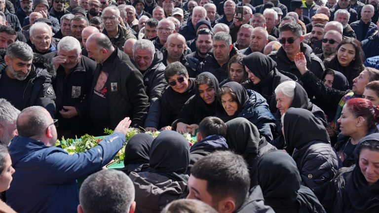 Murat Mayıl Memleketi Gölpınar’da Toprağa Verildi