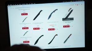 İngiltere’de Ninja Kılıcı Yasağı Ağustos’ta Yürürlüğe Giriyor