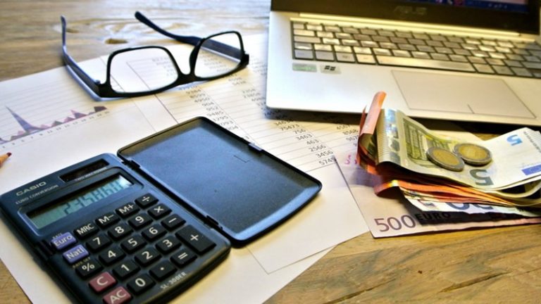 İngiltere’de Vergi Beyannamesi Sınırı 3.000 £’a Çıkarılıyor