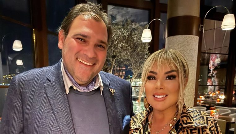 Dr. Alptekin Aydın İstanbul’da Ünlü Sanatçı Safiye Soyman İle Buluştu