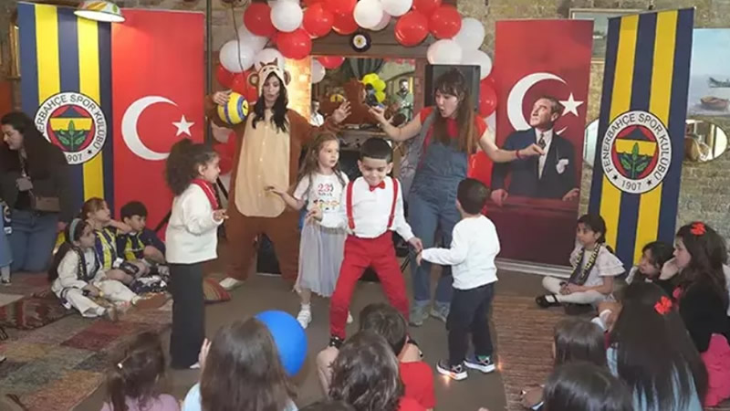 Londra Fenerbahçeliler Derneği’nden 23 Nisan’a Özel Kutlama