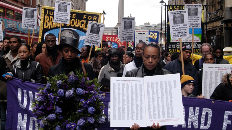 İngiltere’de Polis Gözetimindeki Ölümler İçin Toplu Dava Hazırlığı