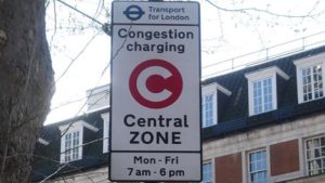 Londra’da ‘Congestion Charge’ 18 Sterline Yükseliyor: Elektrikli Araçlara da Yeni Ücretler Geliyor