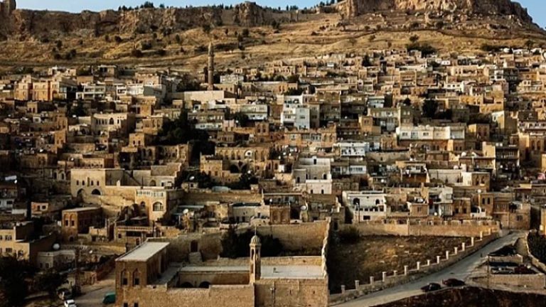 900 Yıllık Tarih Kitabının İadesi İçin Türkiye’den İngiltere’ye Resmî Talep