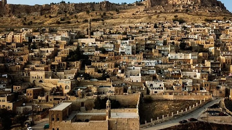 900 Yıllık Tarih Kitabının İadesi İçin Türkiye’den İngiltere’ye Resmî Talep