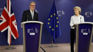 İngiltere-AB Zirvesi Öncesi Starmer’dan Gençlik Hareketliliği Sinyali