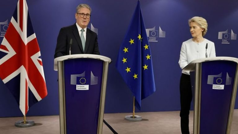 İngiltere-AB Zirvesi Öncesi Starmer’dan Gençlik Hareketliliği Sinyali