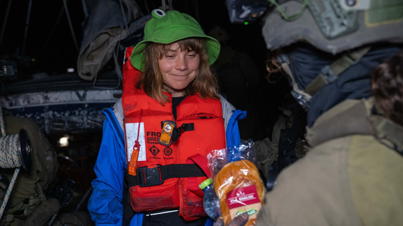 Greta Thunberg ve Aktivistleri Taşıyan Yardım Gemisi İsrail Tarafından Durduruldu