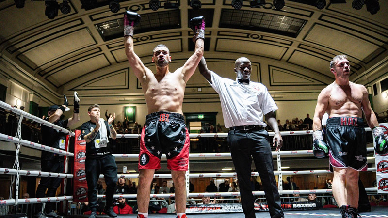 Londra’da Türk Boksör İbrahim Mercan’dan Gururlandıran Zafer