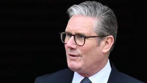 İngiltere Başbakanı Keir Starmer’dan Rusya Uyarısı: “Savaşa Hazır Olmalıyız”