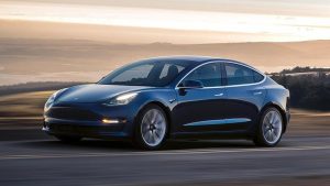 Tesla İngiltere’de Fren Yaptı