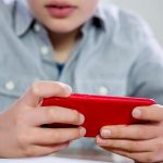 İngiltere’de 16 Yaş Altına Sosyal Medya Yasağı Denemesi Başlıyor