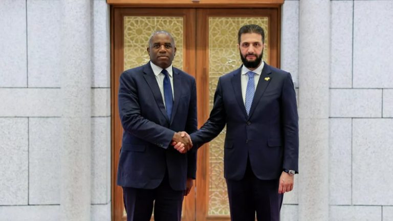 İngiltere’den 14 Yıl Sonra Suriye’ye İlk Diplomatik Ziyaret