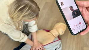 İngiltere’de Ehliyet Sınavına CPR Soruları Eklendi