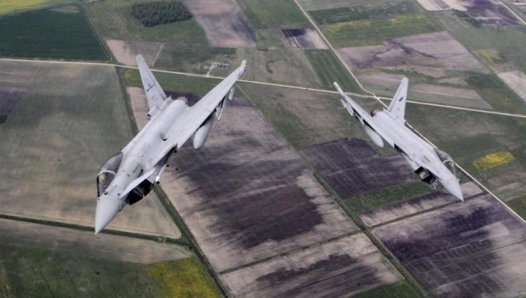 İngiltere’deki Rumlardan Türkiye-İngiltere Savunma Anlaşmasına Tepki