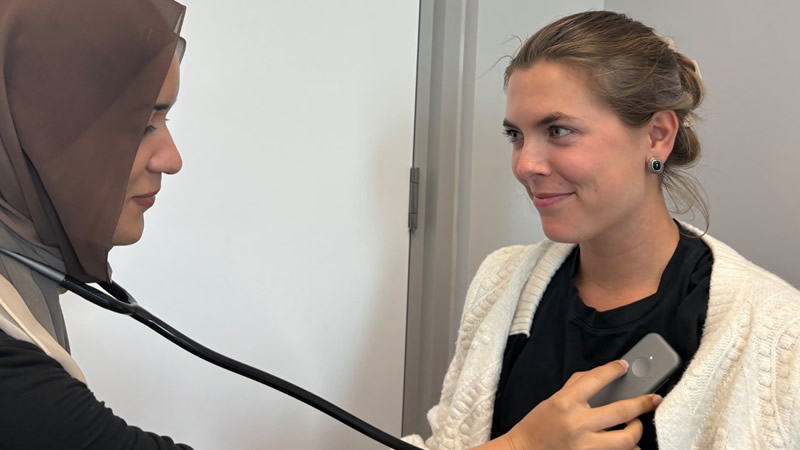 İngiltere’de Yapay Zekâlı Stetoskop 15 Saniyede Kalp Hastalıklarını Tespit Ediyor