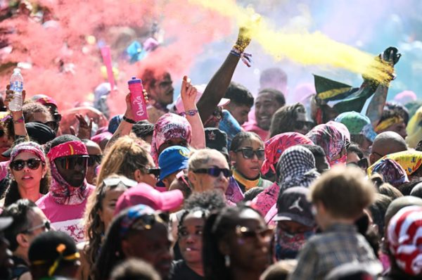 Notting Hill Karnavalı: Londra'da Renk ve Müzik Cümbüşü