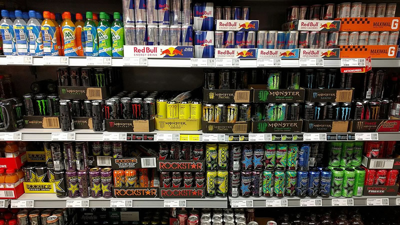 İngiltere’de 16 Yaş Altına Enerji İçeceği Yasağı