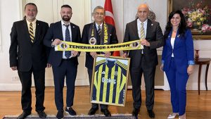 Londra Fenerbahçeliler Derneği’nden Başkonsolos Hasan Ulusoy’a Ziyaret