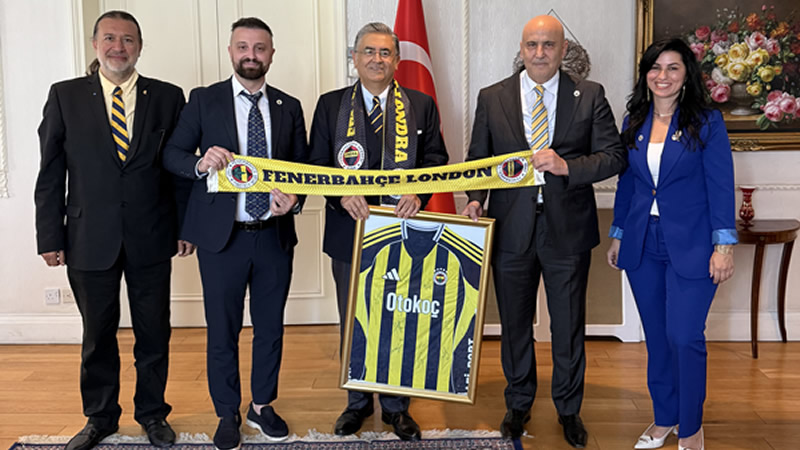 Londra Fenerbahçeliler Derneği’nden Başkonsolos Hasan Ulusoy’a Ziyaret