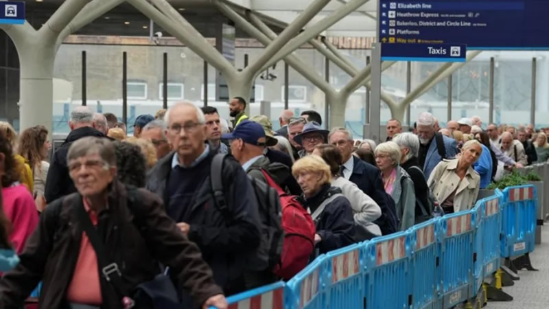 Londra’da Metro Grevi 5. Gününde: Anlaşmazlık Sürüyor