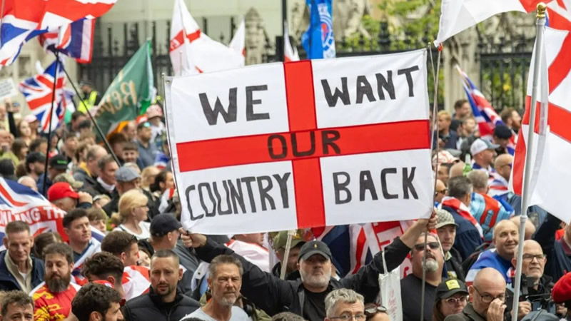 Saçınızın telinden tırnağınıza kadar usta eller…