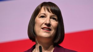 İngiltere’de 18 Ay Boyunca İşsiz Kalan Gençlere İş Garantisi