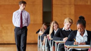 İngiltere’de, GCSE’lerden Sonra Yeni “V-Level” Dersleri Geliyor