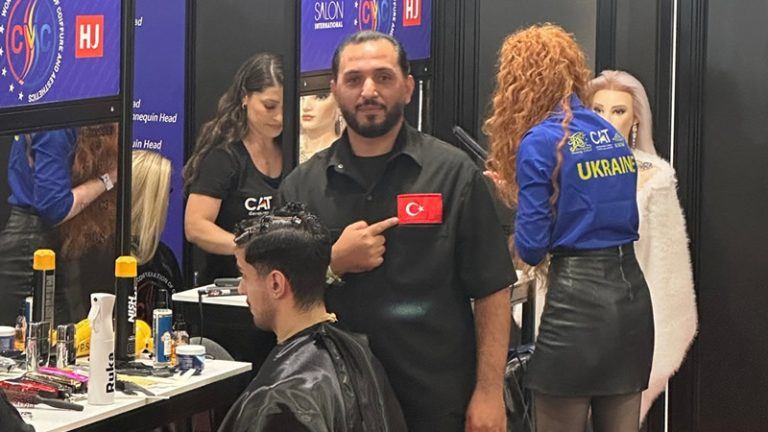 Gaziantepli Kuaför İhsan Kurt Londra’da Dünya Üçüncüsü Oldu