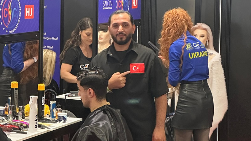 Gaziantepli Kuaför İhsan Kurt Londra’da Dünya Üçüncüsü Oldu