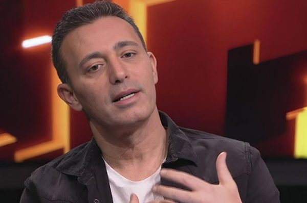 İngiltere’den Mustafa Sandal’a Ömürlük "Global Sanatçı Vizesi”