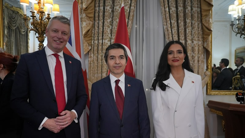 Türkiye Cumhuriyeti'nin 102. Kuruluş Yıldönümü Londra’da Resepsiyonla Kutlandı