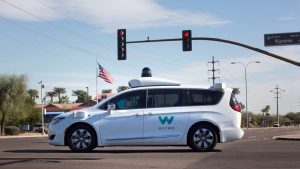 Londra’da Sürücüsüz Taksiler Hizmete Giriyor