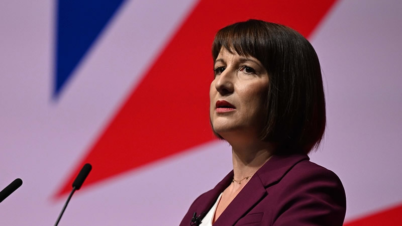 Reeves: “Vergi Artışları Zorunlu Olabilir, Ama Bütçe Adil Olacak”