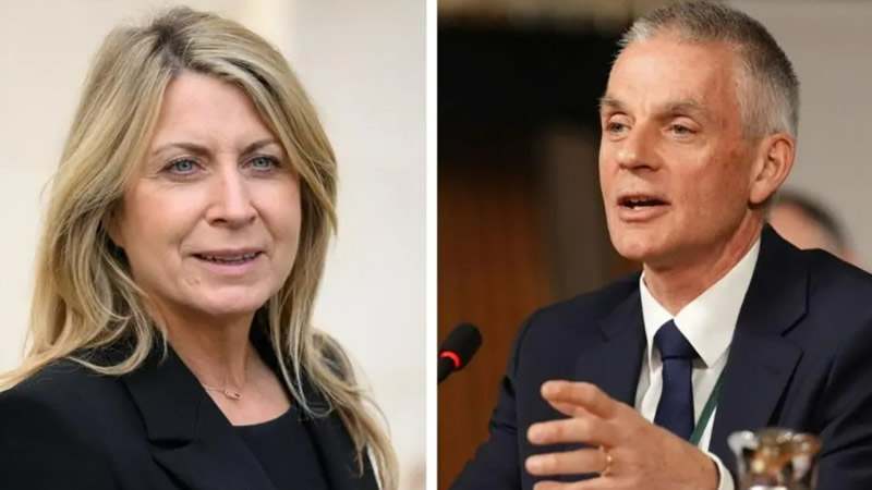 BBC'deYönetim Krizi: Genel Müdür ve Haber Direktörü İstifa Etti