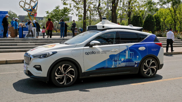 Uber ve Lyft, Londra’da Robotaksi Testlerine Hazırlanıyor