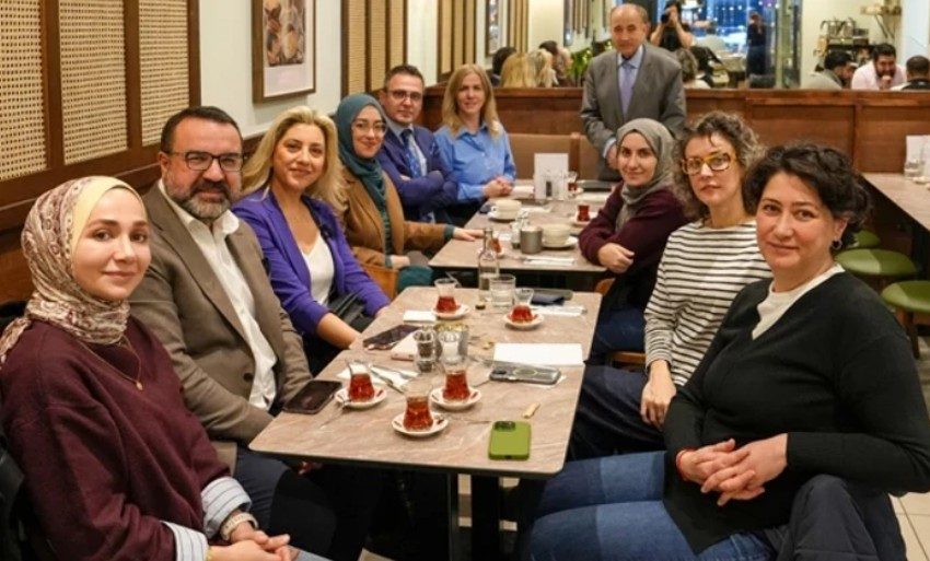 Londra’da Ulusal Türk Basını Yeni Yıl Öncesi Buluştu