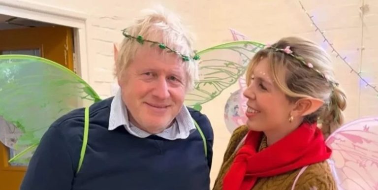 Boris Johnson’un “Peri” Kostümü Sosyal Medyada Gündem Oldu