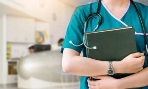 Sahte Hemşireden 170 Bin Sterlinlik Vurgun