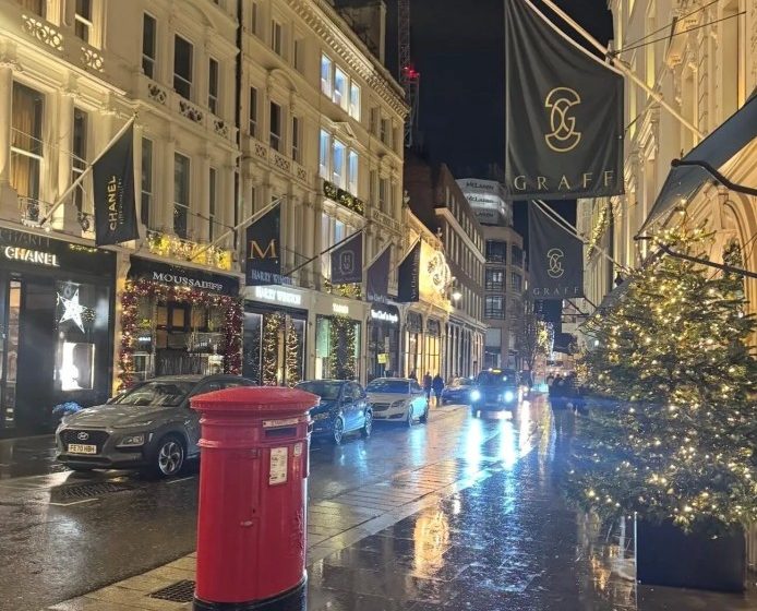 Londra’daki New Bond Street Dünyanın En Pahalı Alışveriş Bölgesi Seçildi