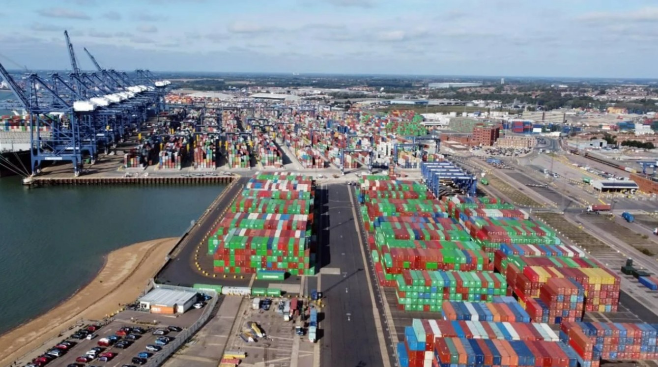 Kargo Gemileriyle İngiltere'ye Giriş Yapan 2 Ajan Ülkeyi Alarma Geçirdi