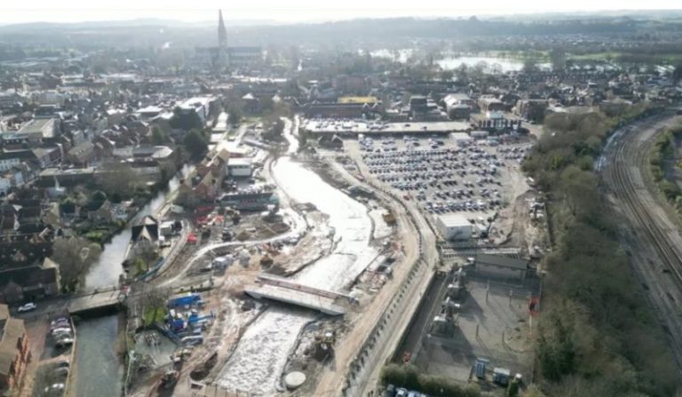 Birleşik Krallık’ta Goretti Fırtınası Nedeniyle Yoğun Kar ve Fırtına Uyarısı