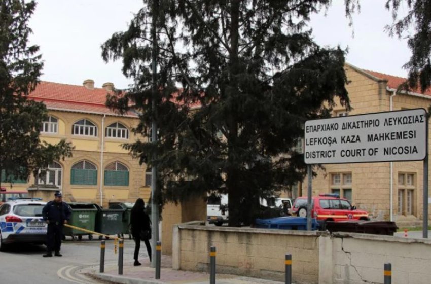  Güney Kıbrıs’tan İngiltere’ye Kaçak Sigara Götüren İki İngiliz Tutuklandı