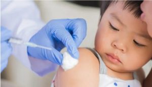 İngiltere’de Çocuklara Evde Aşı Dönemi