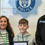 Annesinin Hayatını Kurtaran 12 Yaşındaki Çocuğa Cesaret Ödülü