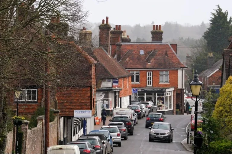 İngiltere’nin Yaşanacak En İyi Banliyö Kasabası Açıklandı