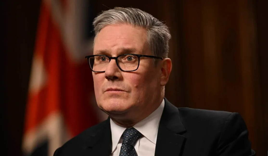 Starmer’dan X’e Uyarı: “Grok’u Kontrol Etmezseniz Biz Ederiz”