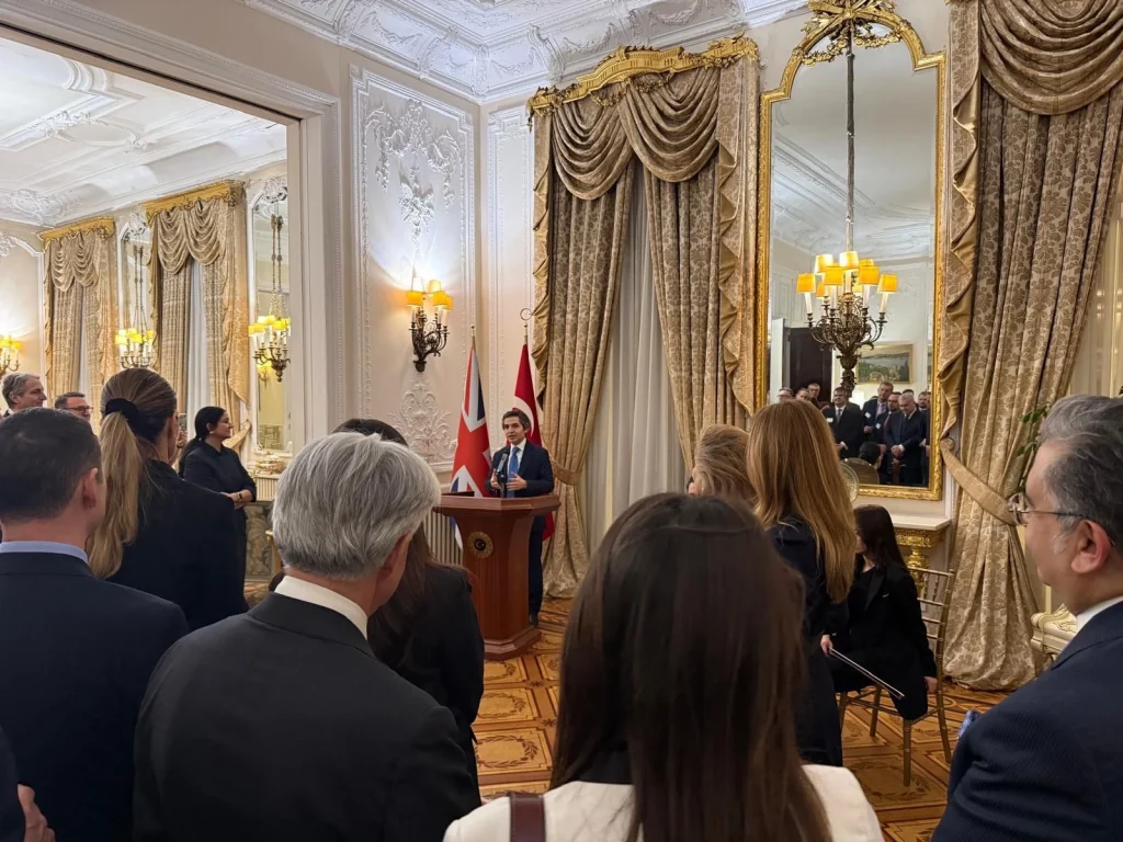 Türk-İngiliz İş Dünyası Temsilcileri Londra’da Bir Araya Geldi