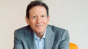 Hyatt Yönetim Kurulu Başkanı Pritzker Epstein Bağlantıları Sonrası İstifa Etti