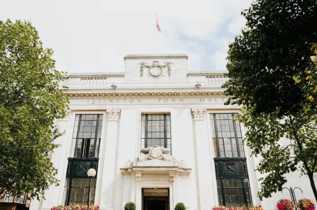 Islington’da Belediye Vergisi Azami Oranda Artıyor